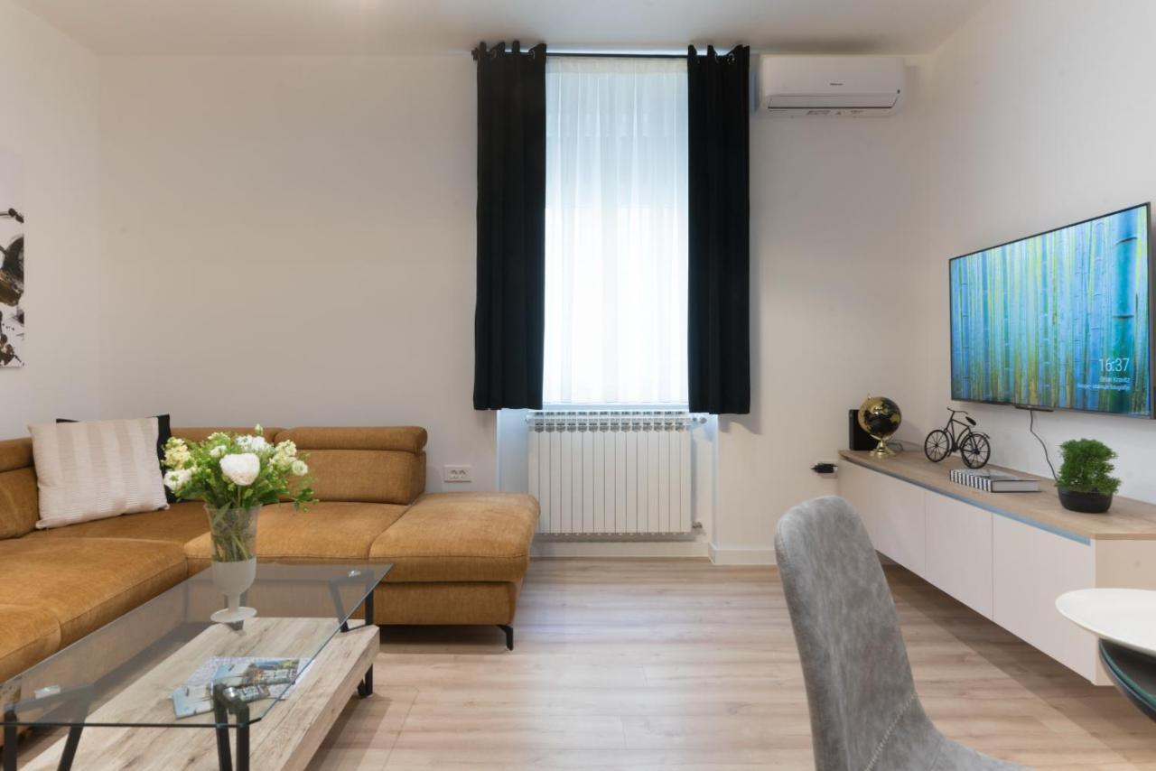 Apartment Palazzo, Zagreb Town Centre エクステリア 写真