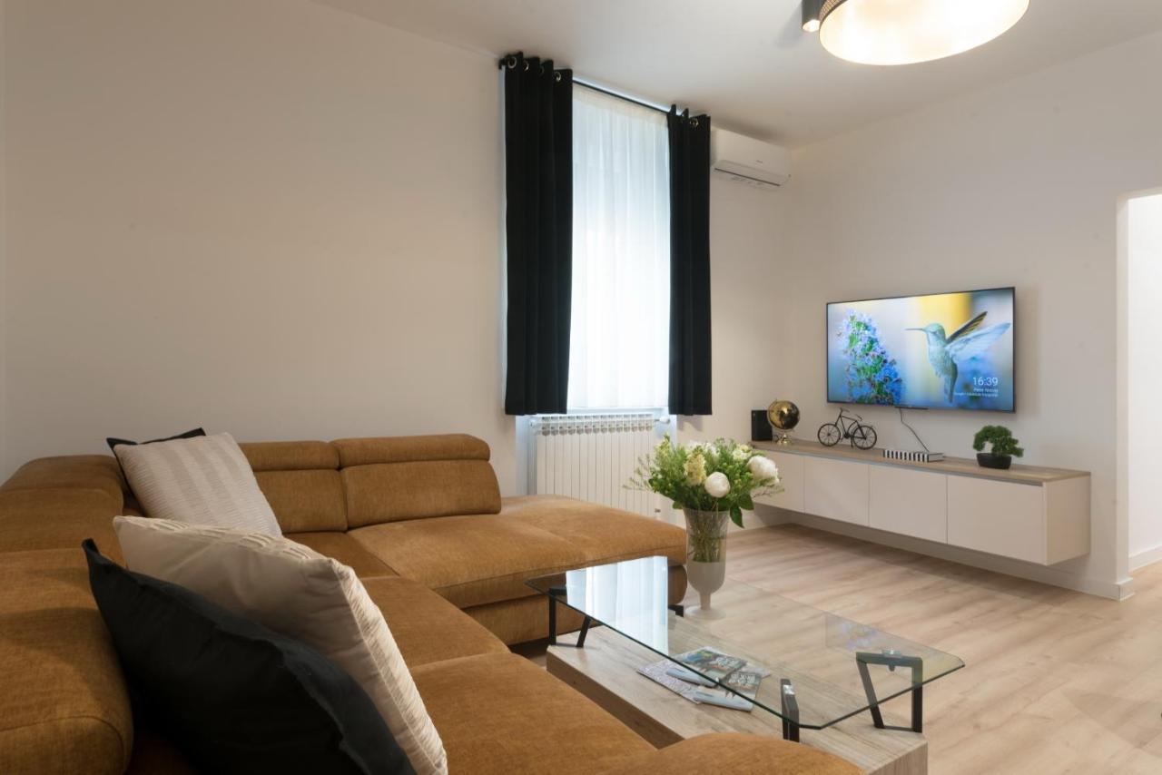Apartment Palazzo, Zagreb Town Centre エクステリア 写真